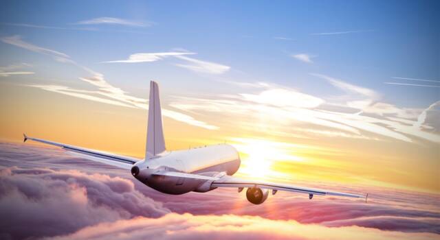 Compagnie aeree: caos voli low cost, vacanze a rischio