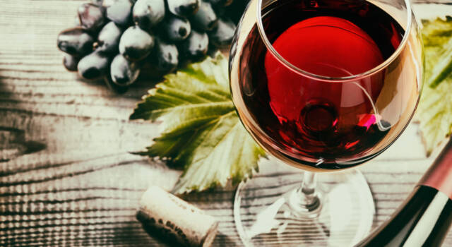 Come scegliere bicchieri per il vino