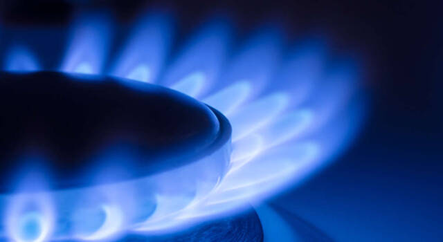 Crisi del gas: toccato il picco di 870 euro