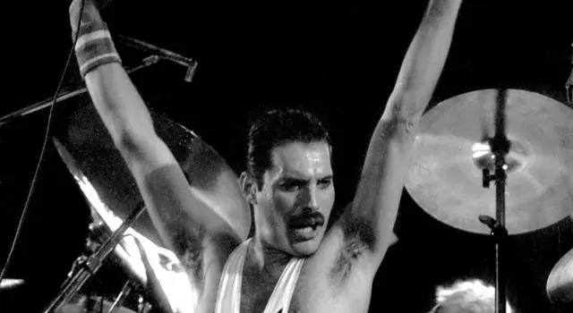 Freddie Mercury La Biografia Le Cause Della Morte E La Vita Privata