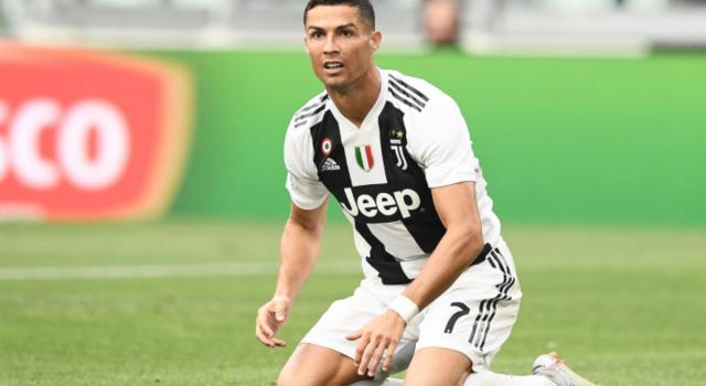 Cristiano Ronaldo lascia la Juve (ma salta il trasferimento al City). Allegri: &#8220;La vita va avanti&#8221;