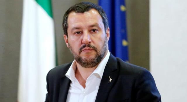 Salvini si appella a Mattarella: &#8220;Metta fine a questo spettacolo vergognoso&#8221;