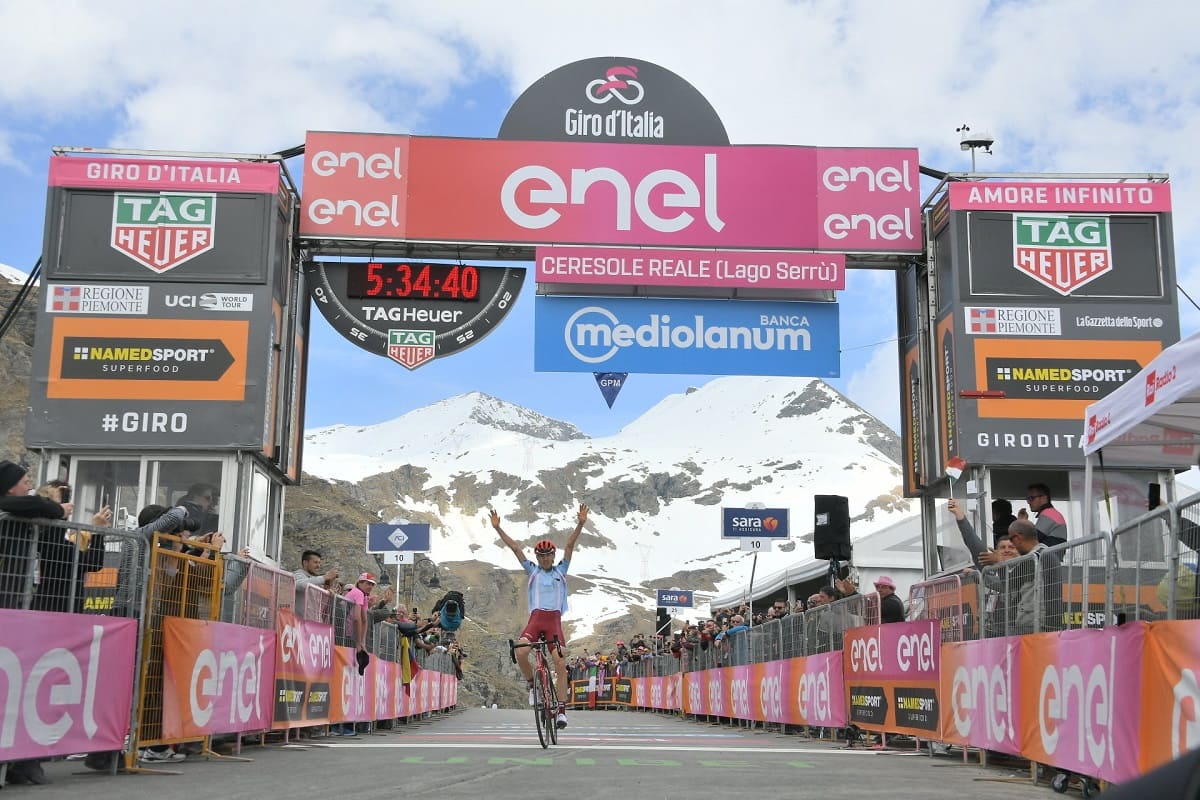 Giro d’Italia 2019, impresa di Zakarin nella tredicesima tappa. Polanc rimane in Rosa