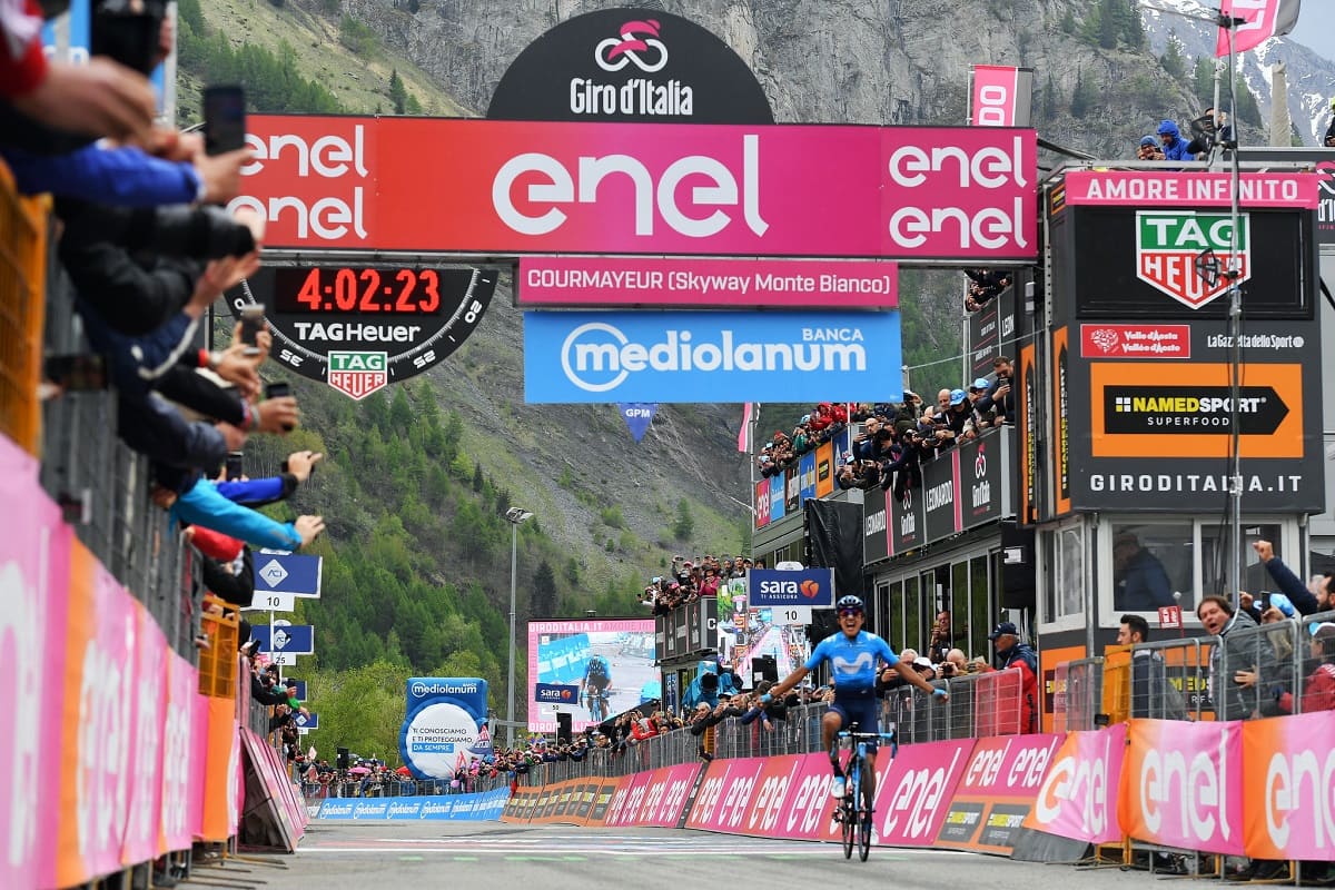 Giro d’Italia 2019, doppio colpo per Carapaz: tappa e maglia per l’ecuadoregno