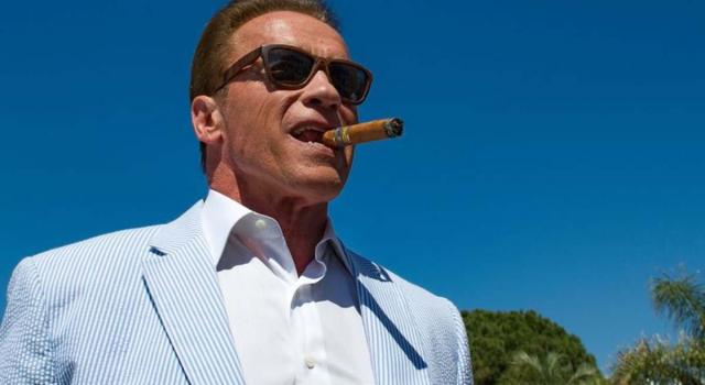 Paura per Arnold Schwarzenegger, aggredito durante un evento pubblico (il VIDEO)