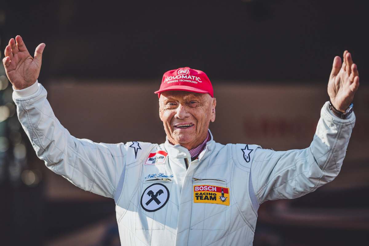 1 agosto 1976, Niki Lauda rischia di perdere la vita durante il Gran Premio del Nurburgring