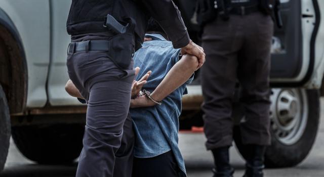 Tre spacciatori arrestati a Bologna, sequestrati 21 kg di hashish