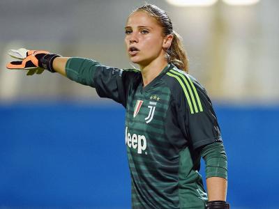 Calcio femminile, la Juventus vince lo scudetto. Figc: “Via libera al professionismo dal 2022-2023”