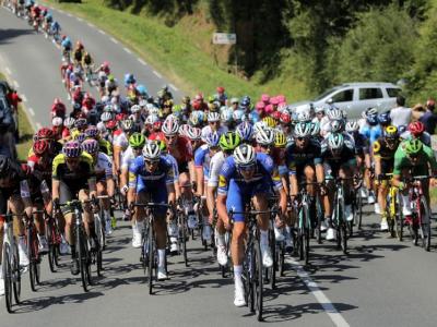 Tour de France 2019, la Lotto-Jumbo vince la cronosquadre