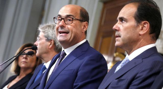 Alta tensione al governo, Zingaretti riunisce i ministri del Pd: Così la corda si spezza&#8230;