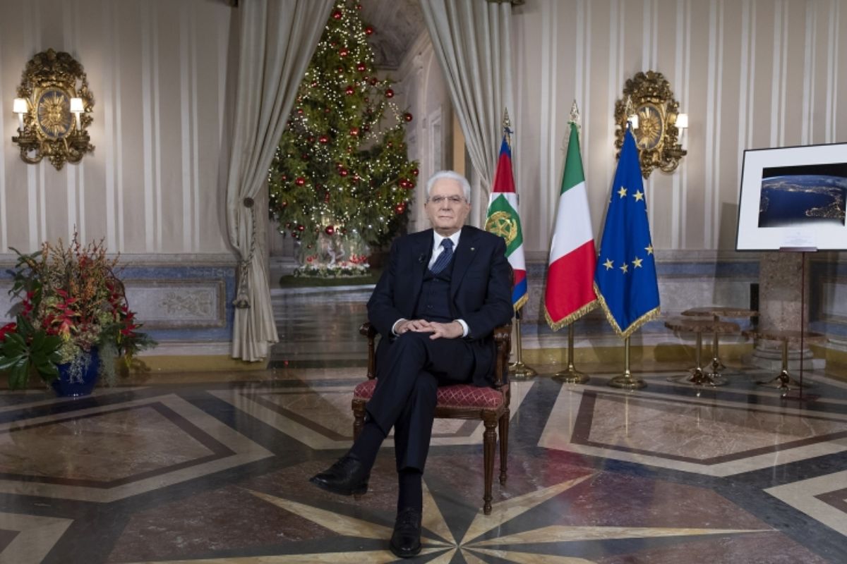 Mattarella: “L’Italia vera è quella dell’altruismo e del dovere”