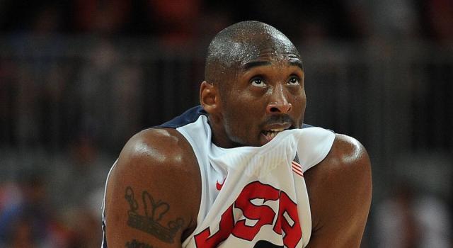 Lo Staples Center saluta Kobe Bryant. Vanessa fa causa alla società dell&#8217;elicottero