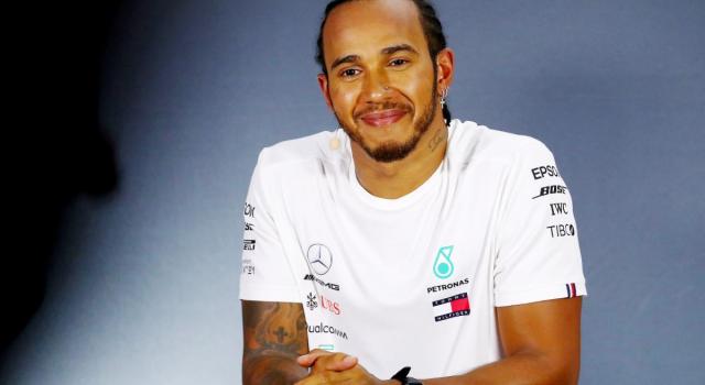 Formula 1: Hamilton il migliore nelle libere. Vettel in scia delle Mercedes