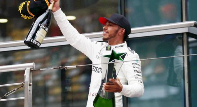 Quanto guadagna Lewis Hamilton: lo stipendio e il patrimonio