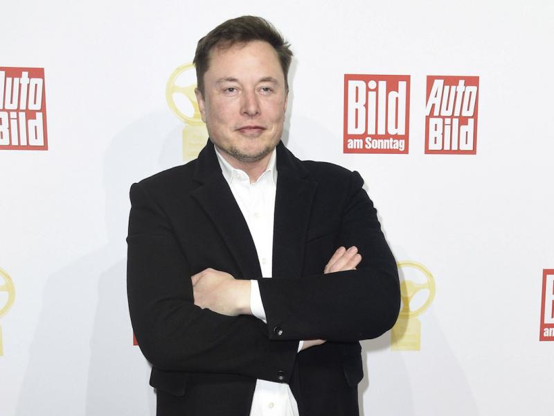 Elon Musk sta per creare un nuovo smartphone con il suo marchio?