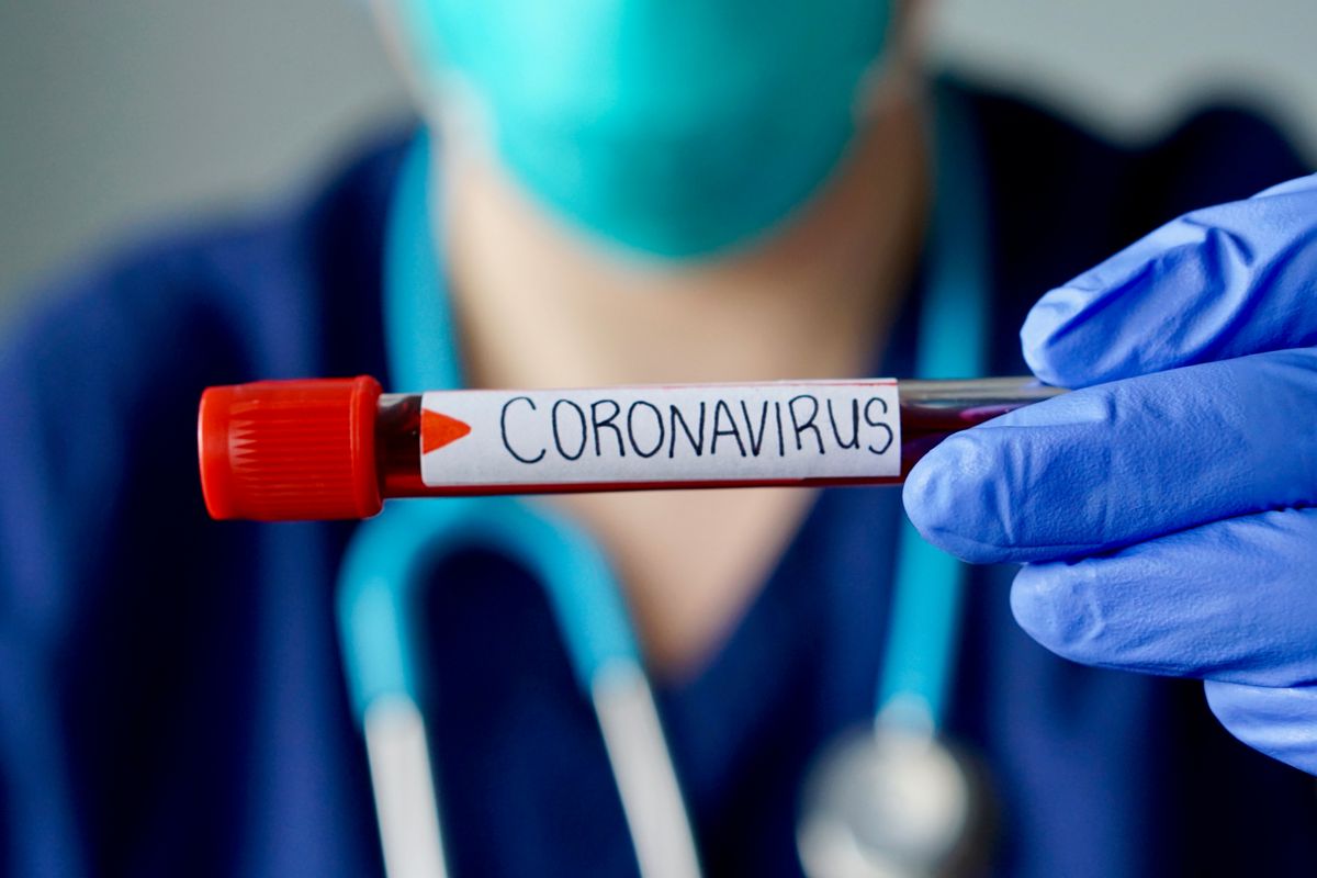 Coronavirus, casi in aumento tra bambini (anche neonati), giovani e adolescenti