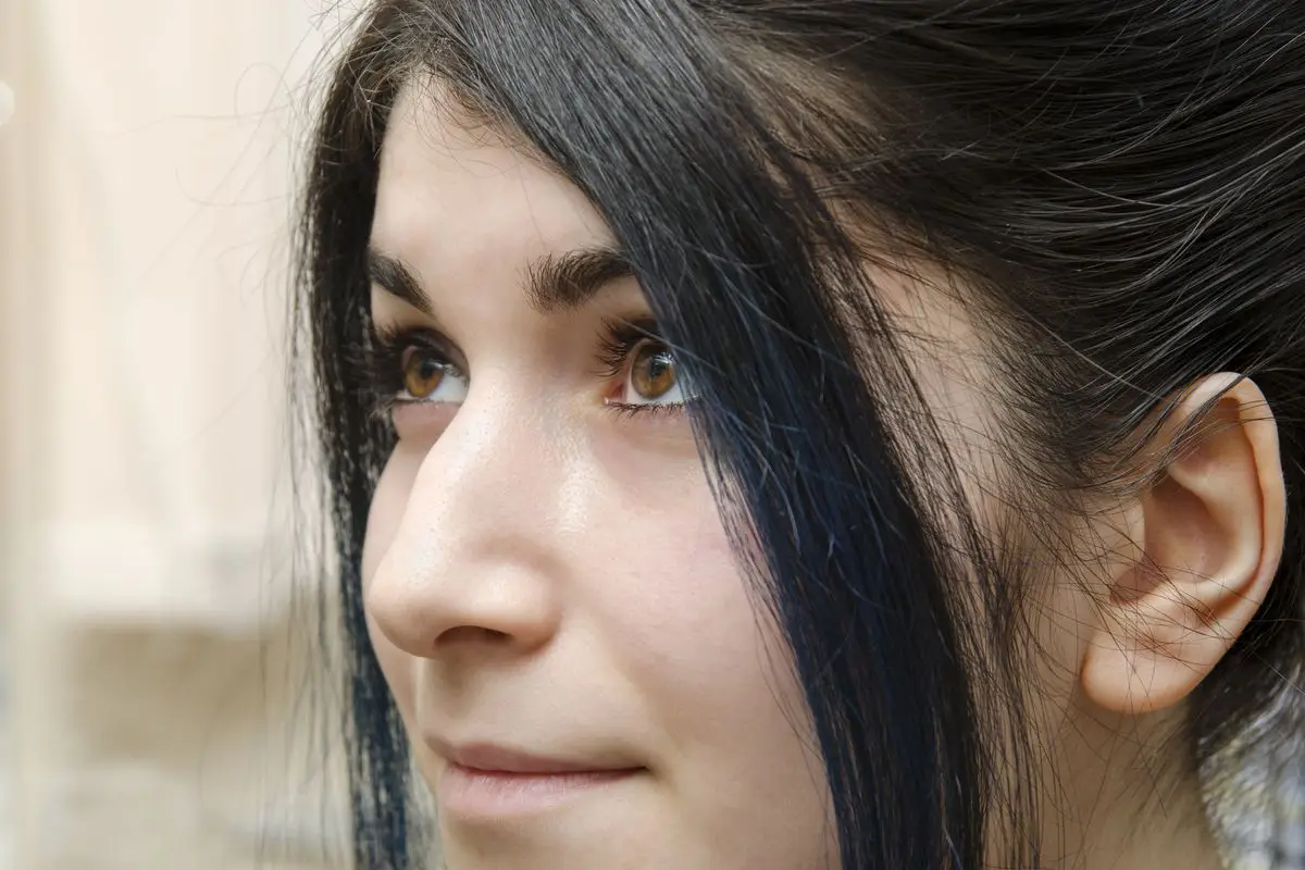 Profilo ragazza