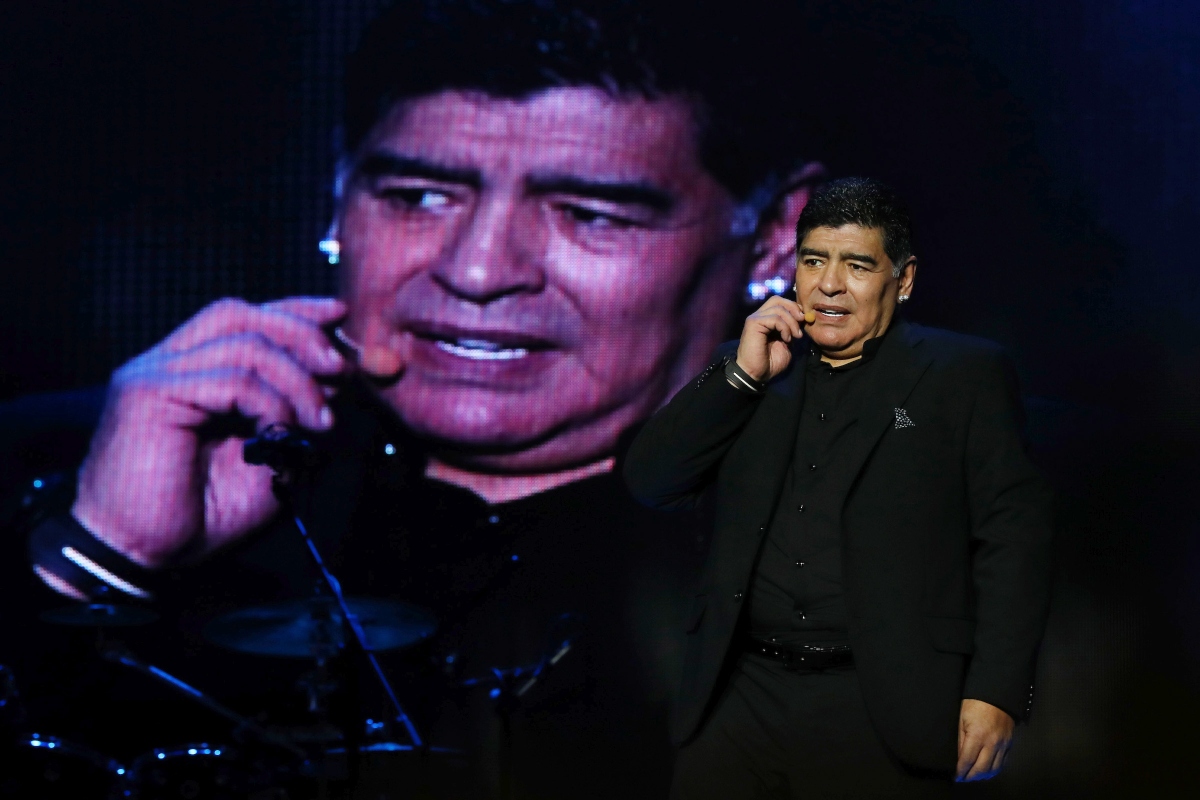 Morte Diego Armando Maradona, ascoltate due figlie del campione argentino