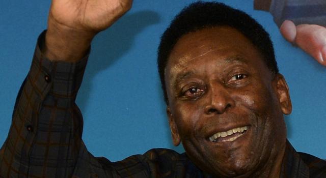 Pelè ritorna in ospedale per la chemio, le sue condizioni non preoccupano
