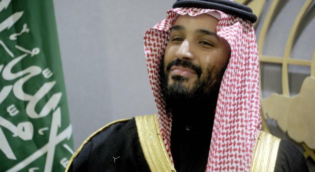 Arabia Saudita, condannata a 18 anni per i suoi tweet