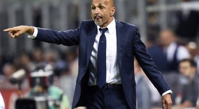 Serie A, il Napoli resta in vetta. La Lazio vince il derby, la Juventus batte a fatica la Sampdoria