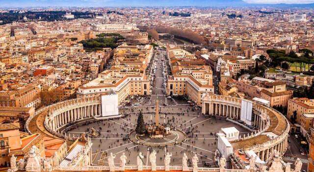 Vaticano, caso fondi Segreteria di Stato: annullati i rinvii a giudizio