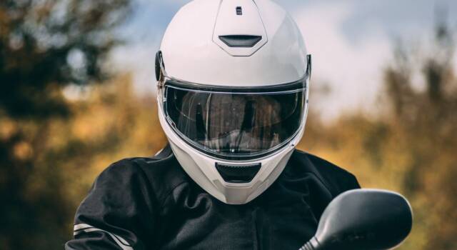 I migliori caschi con bluetooth per moto: caratteristiche e prezzi