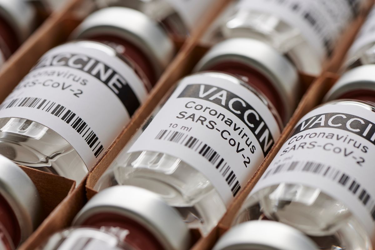 Vaccini, via libera del Ministero alla terza dose per over 60 e soggetti fragili
