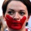 Femministe e le minacce a Giorgia Meloni: “Autolesionismo della sinistra”