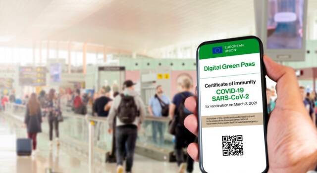 Green Pass falsi venduti online, 25 indagati in tutta Italia