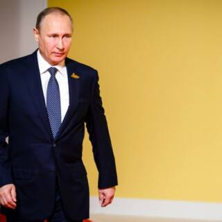 Putin: “La Russia reagirà all’entrata di Svezia e Finlandia nella Nato”