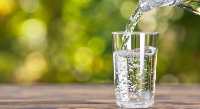 Allarme siccità: crisi per acqua in bottiglia