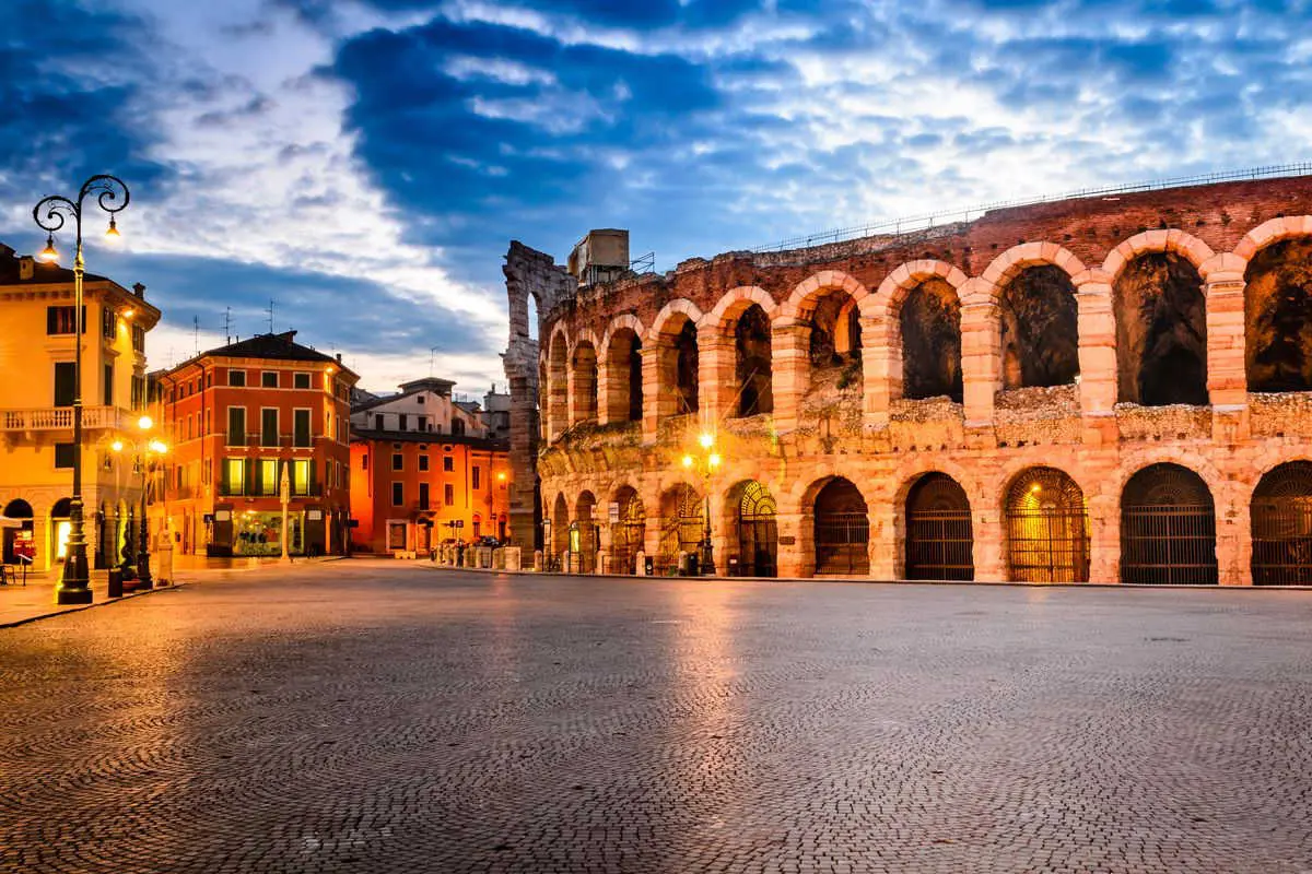 Piazza Brà e Arena di Verona