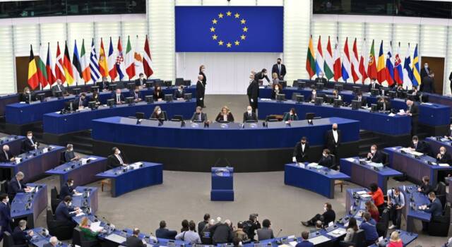 Parlamento europeo contro il nucleare