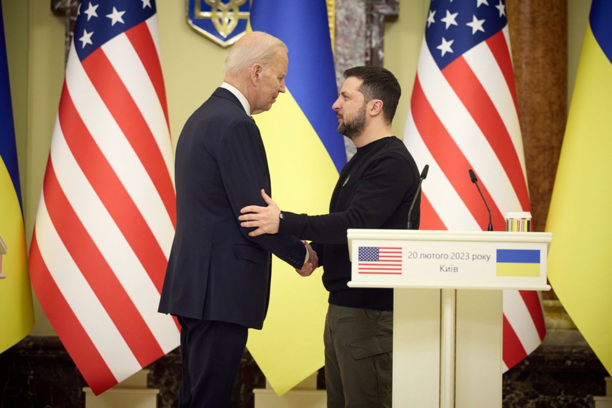Usa, stop agli aiuti all’Ucraina. La Casa Bianca: “Fondi finiti”