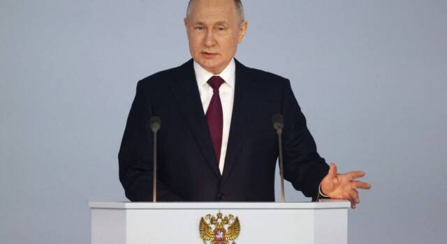 Putin annuncia test nucleari: la minaccia atomica è reale