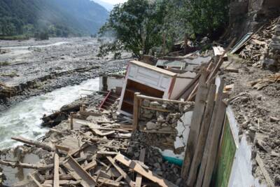 casa distrutta dall'alluvione