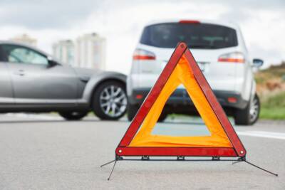 incidente stradale triangolo segnalazione