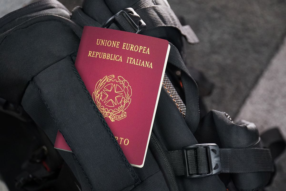 Italia, caos passaporto: “170mila partenze rinviate”