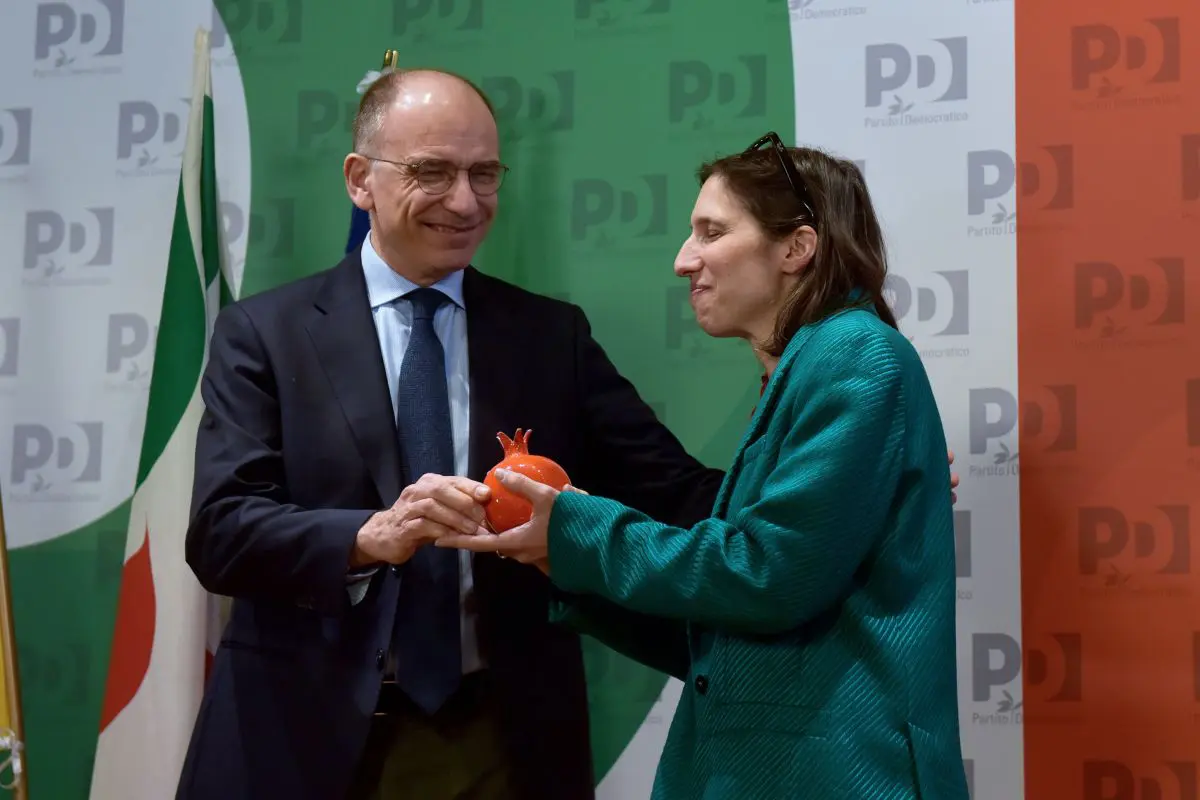 Elly Schlein con Enrico Letta