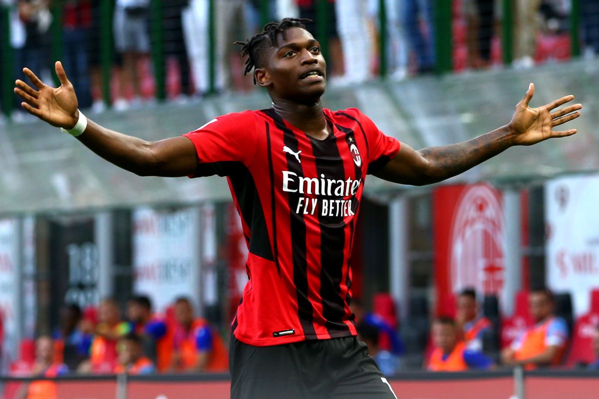 Brocchi alla Milano Football Week: “Leao non è il salvatore del Milan”