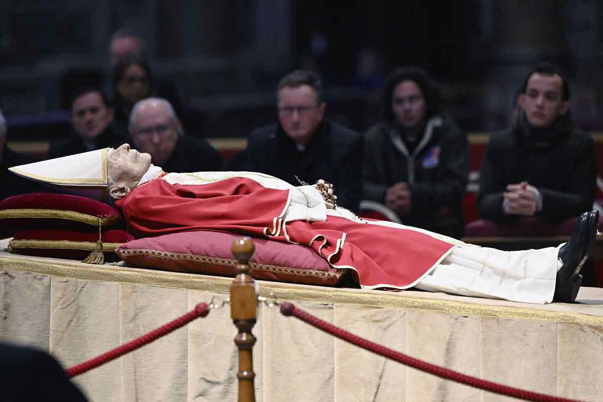 L’eredità di Papa Ratzinger svela una storia familiare segreta