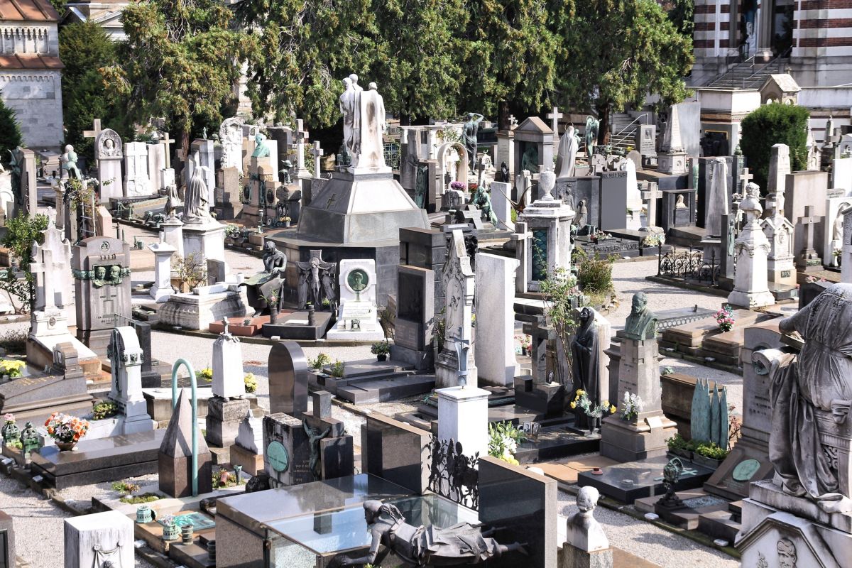 cimitero italiano