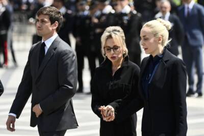 Funerali Silvio Berlusconi - Luigi Berlusconi, Marina Berlusconi, Marta Fascina