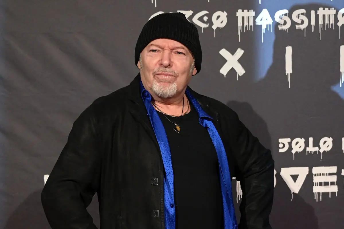 Vasco Rossi, sesso durante il concerto a Salerno