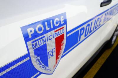 auto polizia municipale francese