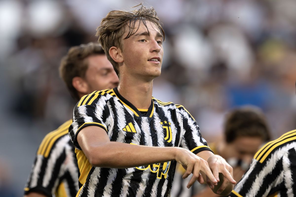 Juventus: shock, ci prova la Roma per Dean Huijsen