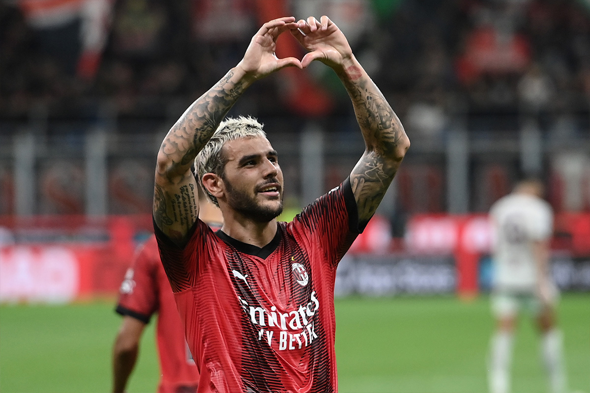 Theo Hernandez, shock: non conferma la sua presenza al Milan