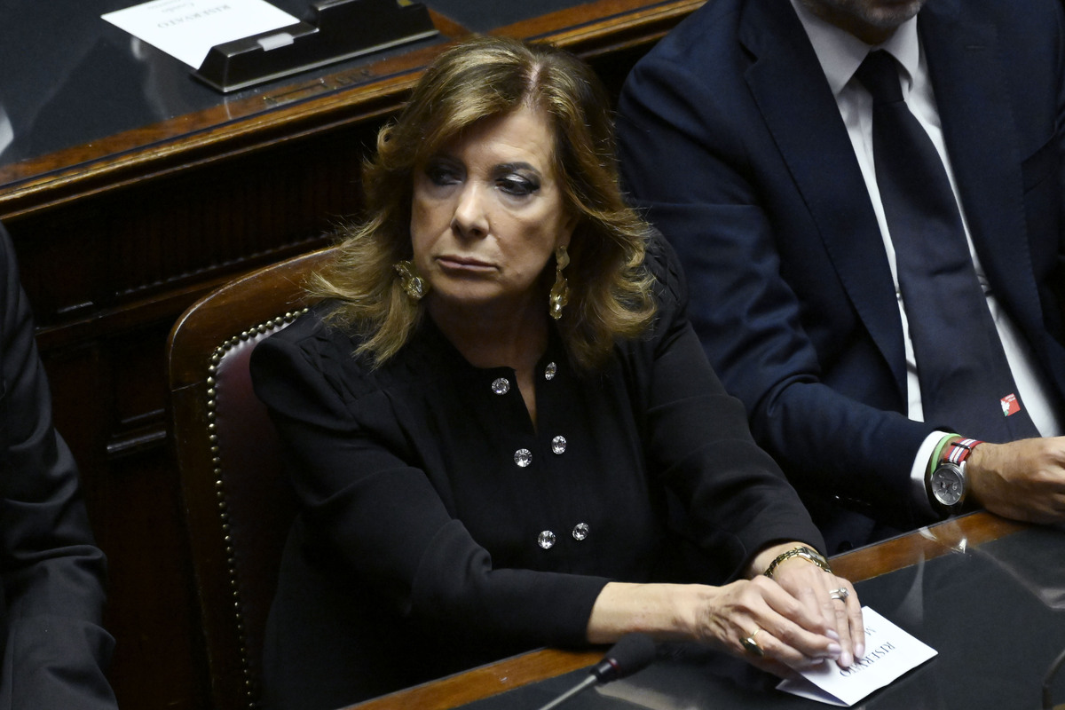 Scandalo Elisabetta Casellati: indagine fiscale coinvolge i figli