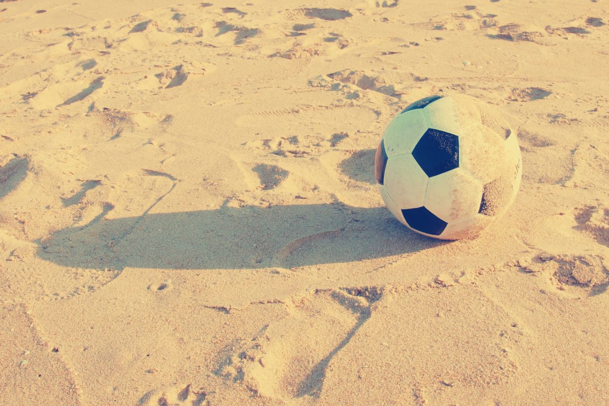 pallone in spiaggia